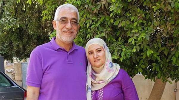 علا القرضاوي وزوجها