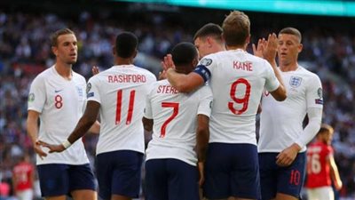 طوابير أمام حانات لندن في انتظار نهائي إنجلترا وإيطاليا (فيديو)