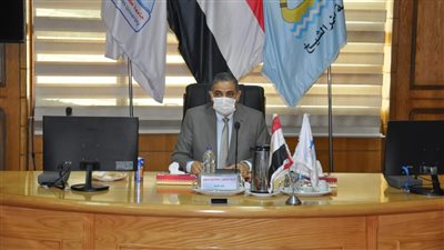 رئيس جامعة كفر الشيخ يشدد على سرعة إعلان نتائج امتحانات نهاية العام للبكالوريوس والليسانس