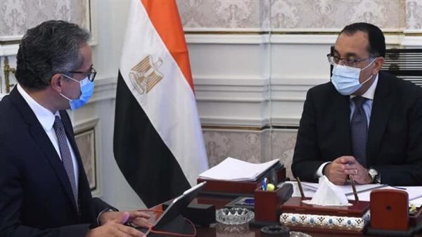 الدكتور خالد العناني