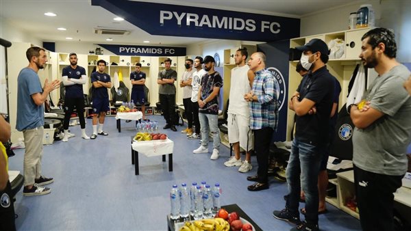 أروابارينا مع لاعبي