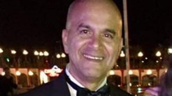 الكاتب الصحفي جمال