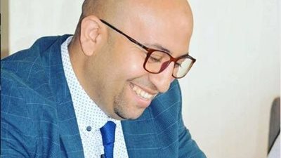 الباحث مصطفى زهران يشارك في معرض الكتاب بإصدارين (صور)