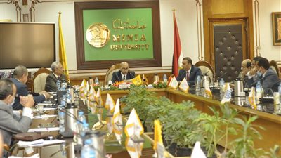 جامعة المنيا تعتمد الخطة الاستراتيجية للأعوام الخمسة المقبلة