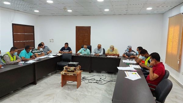 أثناء الإجتماع 