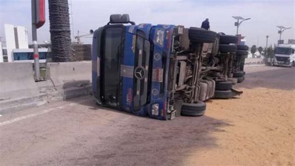 انقلاب سيارة - أرشيفية