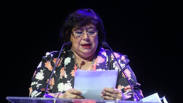 الدكتورة إيناس عبد