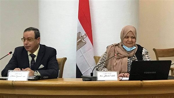 جانب من الندوة