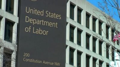 نمو قوي في الوظائف الأمريكية يهبط بمعدلات البطالة إلى 5.4%