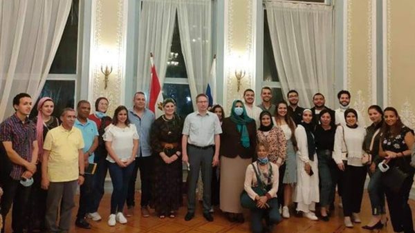 وفد المنتدى الشبابي