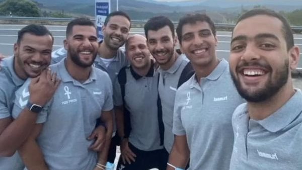 منتخب اليد في معسكر