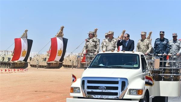 الرئيس السيسي وقادة