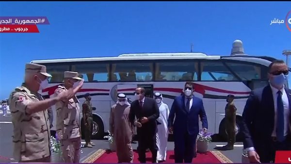 المنفي يشارك في افتتاح