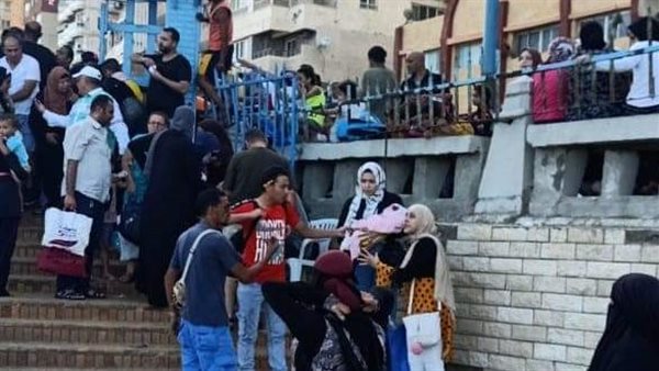 اقبال على شواطئ الإسكندرية