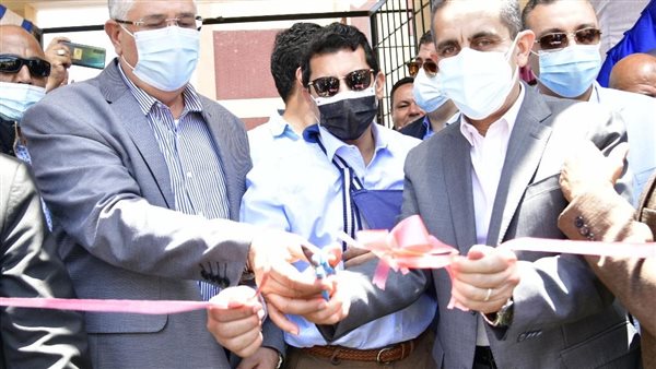 محافظ الغربية ووزيرا