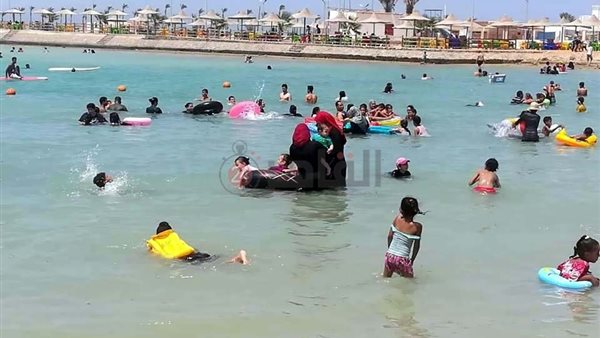 جانب من الإقبال على