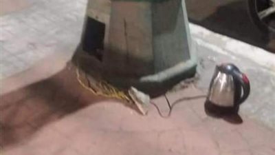 تحرير مخالفة سرقة كهرباء من أحد أعمدة الإنارة بكورنيش النيل في المنيا