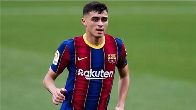 بيدري: لا أحاول الاقتراب من كيسي.. يرمي اللاعبين لـ3 أمتار عندما يصطدمون به