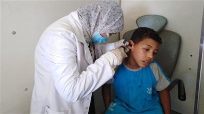 توقيع الكشف المجاني على 3442 مواطنًا بواسطة القوافل الطبية في قرى أسوان