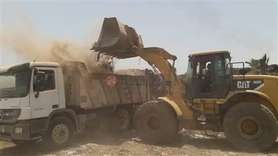 محافظ المنيا يتابع تكثيف حملات النظافة بكافة المراكز