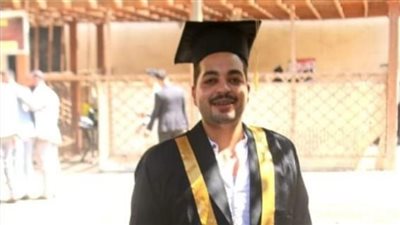 وفاة شاب بعد نشر صورة تخرجه بالمنوفية.. ووالده يروي كواليس الحادث