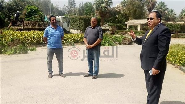 عميد كلية تربية بجامعة