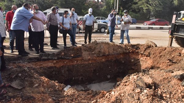 كسر مفاجئ بخط مياه