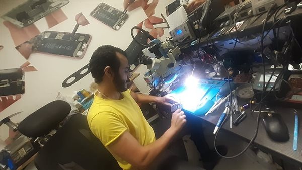 جراح الأيفون محمد