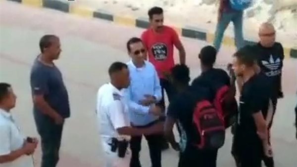  فالكو يثير أزمة