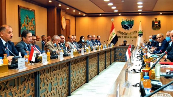  نيفين جامع وزيرة