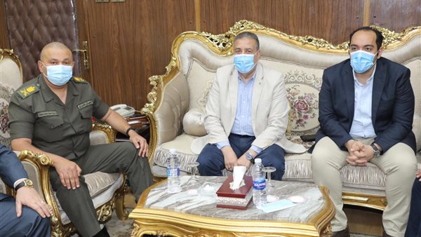 محافظ المنوفية وقيادات