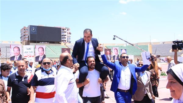 النائب محمود حسين