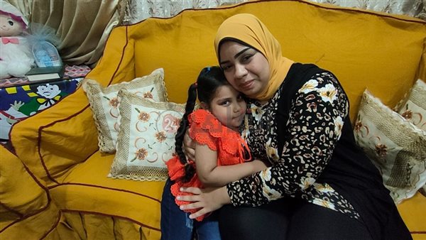 والدة الطفلة لمار