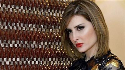 كنزة مرسلي تحتفل بعيد استقلال الجزائر 