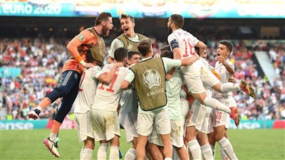 ماذا تفعل اسبانيا عندما تصعد إلى نصف نهائي كأس الأمم الأوروبية؟ 