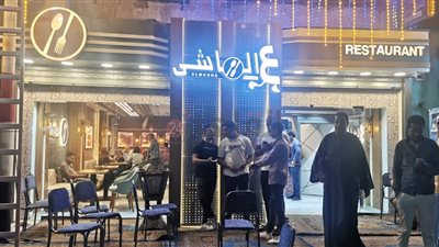 سندوتشات الكبدة والشاورمة بجنية واحد في مطعم جديد بسوهاج (صور)