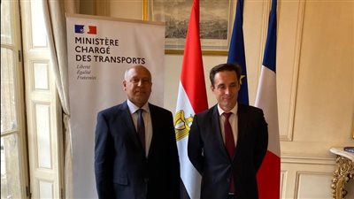  وزير النقل: تمويل فرنسي لتنفيذ عدد من مشروعات مترو الأنفاق 