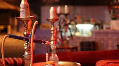 500 ألف جنيه غرامة والحبس لـ مقدم الشيشة والخمور دون ترخيص