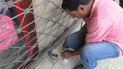  غلق محلات أدوات كهربائية لرجل أعمال لاتهامه بالغش التجاري