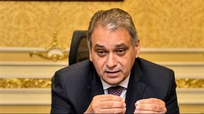 وزير شئون المجالس النيابية يباشر أعمال الوزارة من المقر الجديد بالعاصمة الإدارية