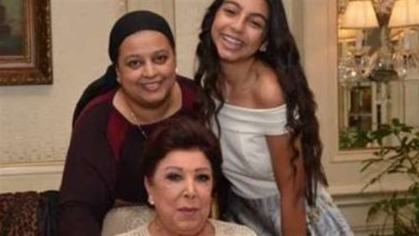 رجاء الجداوي مع ابنتها