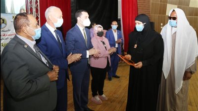 تكريم أسر الشهداء بكفر الشيخ في احتفالية الشباب والرياضة بثورة 30 يونيو (صور)