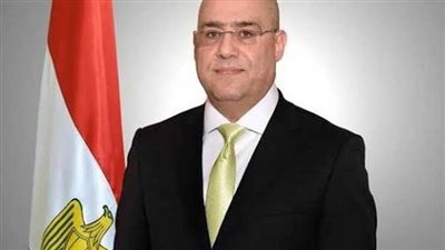وزير الإسكان: 