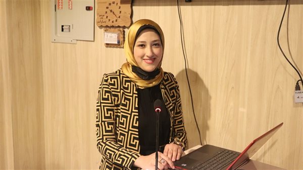 الطبيبة لمياء حسني