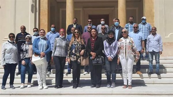 وفد مجلس النواب فى