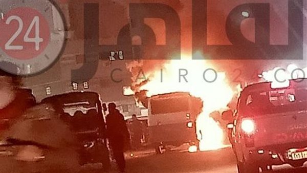 اشتعال سيارة ميكروباص