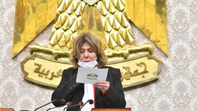 فريدة الشوباشي تنتقد المغالاة في المهور: بدأنا حياتنا بمرتبة على الأرض