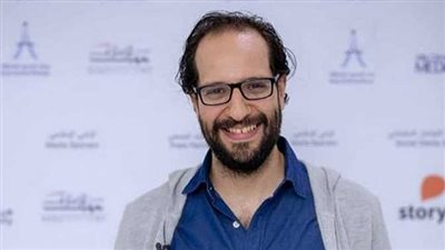 مليئة بالطاقة والبهجة.. أحمد أمين يشيد بمسرحية أنستونا بطولة دنيا سمير غانم