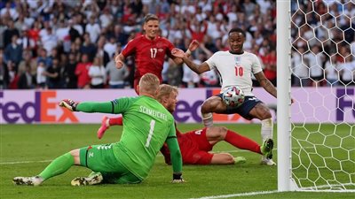 التعادل الإيجابي يحسم الشوط الأول من مواجهة إنجلترا والدنمارك في نصف نهائي يورو 2020