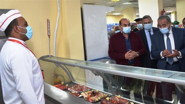 وزير التموين ومحافظ